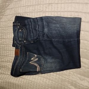 Maurices 20W short jeans